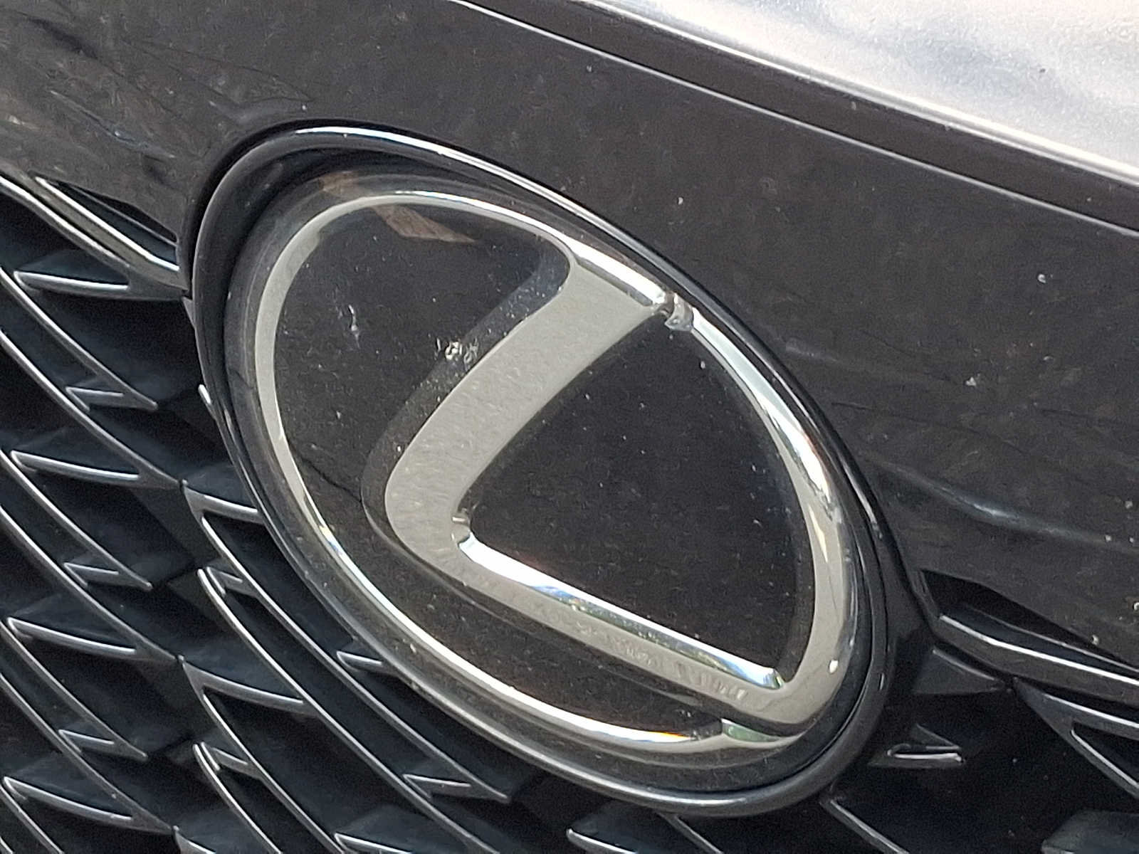 Used 2023 Lexus RX 350 F Sport w/ Accessory Package AWD/4WD image 31