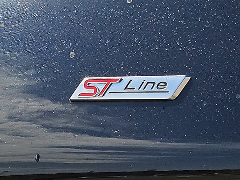 Used 2025 Ford Explorer ST-Line AWD/4WD image 11