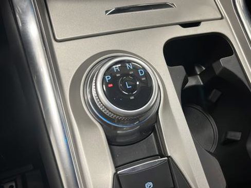 Used 2023 Ford Explorer Limited w/ Hybrid Equipment Group 310A AWD/4WD image 18