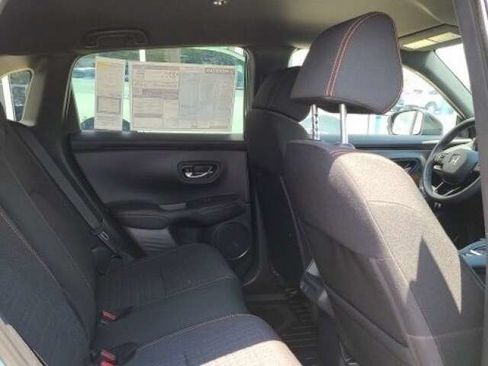 Used 2024 Honda HR-V Sport image 14
