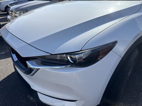 Used 2019 MAZDA CX-5 Touring FWD image 6