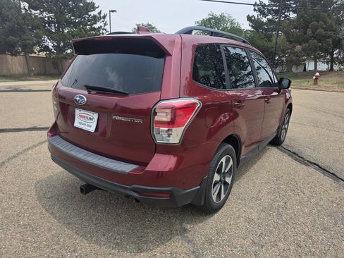 Used 2018 Subaru Forester 2.5i Premium w/ All-Weather Package AWD/4WD image 7