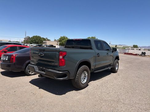 Used 2025 Chevrolet Silverado 1500 ZR2 AWD/4WD image 3