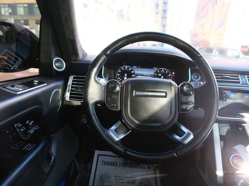 Used 2019 Land Rover Range Rover Autobiography image 40