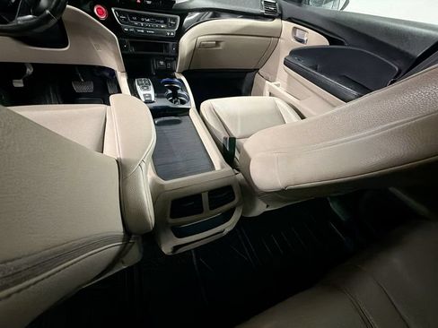 Used 2020 Honda Ridgeline RTL-E image 22