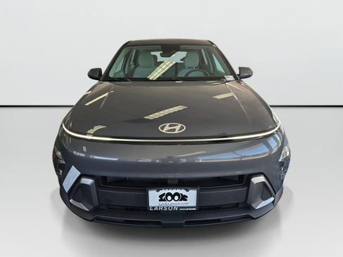 New 2026 Hyundai Kona SE AWD/4WD image 8