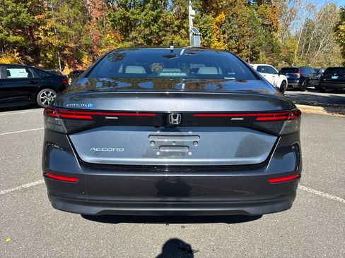 Certified 2023 Honda Accord LX image 4