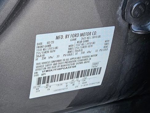 Used 2023 Ford Explorer Limited w/ Equipment Group 301A image 26