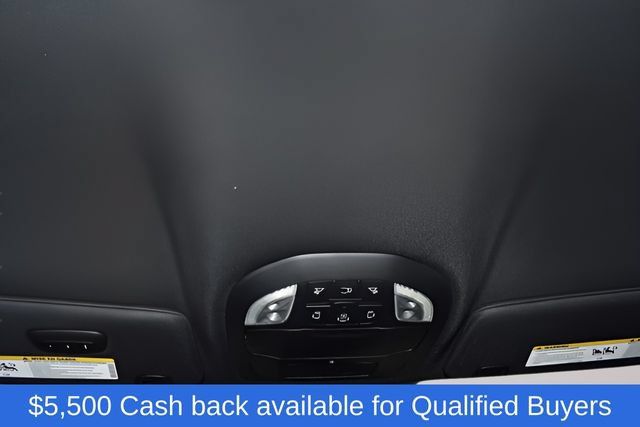 New 2026 Chrysler Pacifica Select FWD image 19