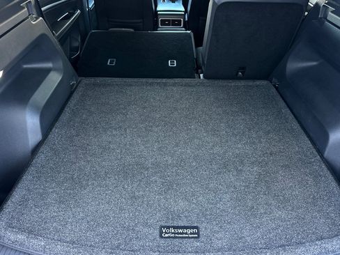 Used 2024 Volkswagen Atlas Cross Sport SE image 14