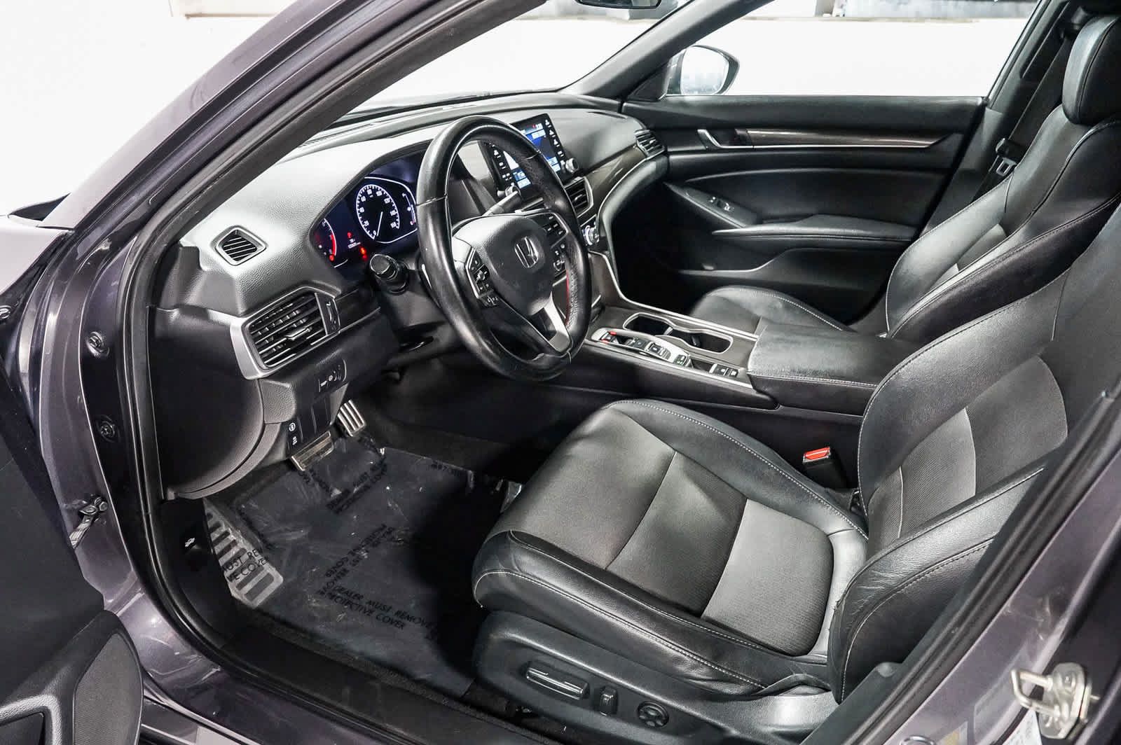 Used 2019 Honda Accord Sport image 18