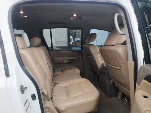 Used 2013 Nissan Armada SV AWD/4WD image 17