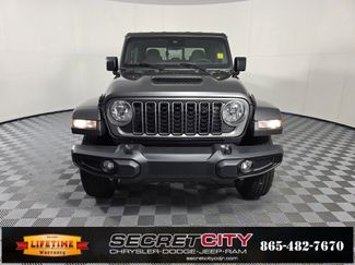 New 2025 Jeep Gladiator Sport video 2