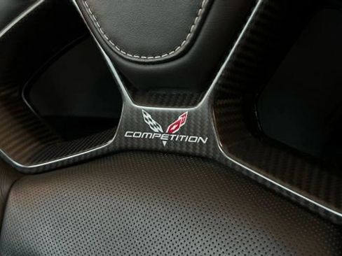 Used 2015 Chevrolet Corvette Z06 w/ 3LZ Preferred Equipment Group image 22