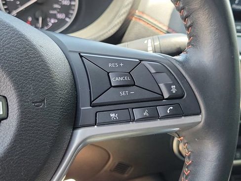 Used 2024 Nissan Sentra SR w/ Trunk Package FWD image 30