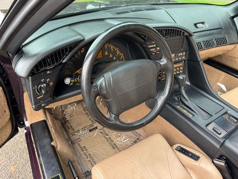 Used 1992 Chevrolet Corvette Convertible image 31