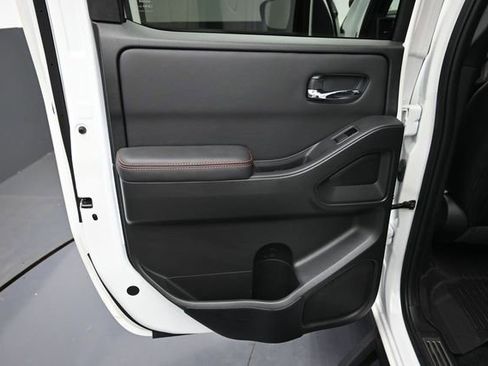 Used 2023 Nissan Frontier PRO-4X w/ Pro-4X Premium Package AWD/4WD image 28