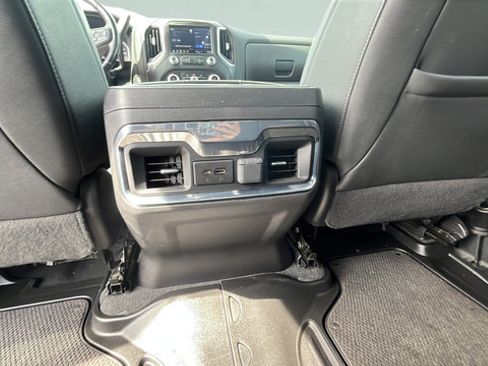 Used 2022 GMC Sierra 1500 AT4 w/ AT4 Premium Package AWD/4WD image 23