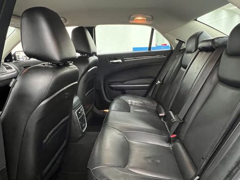 Used 2023 Chrysler 300 Touring L w/ Comfort Group image 24