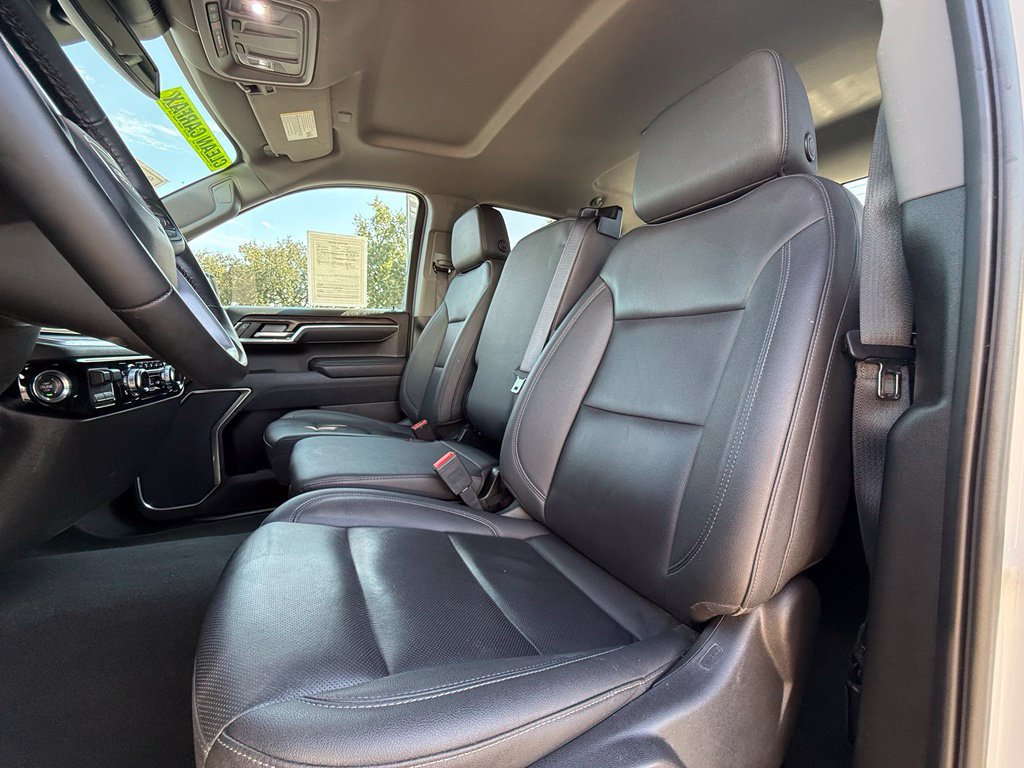 Used 2025 GMC Sierra 1500 SLT AWD/4WD image 32