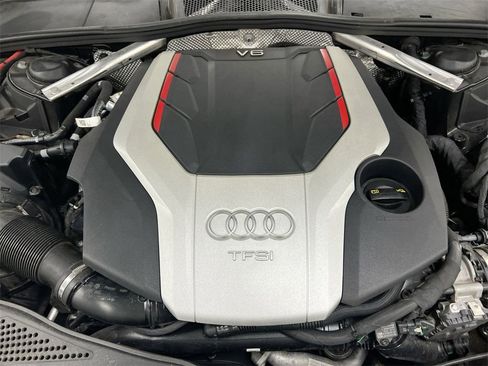 Used 2019 Audi S4 Premium Plus w/ Premium Plus Package image 25
