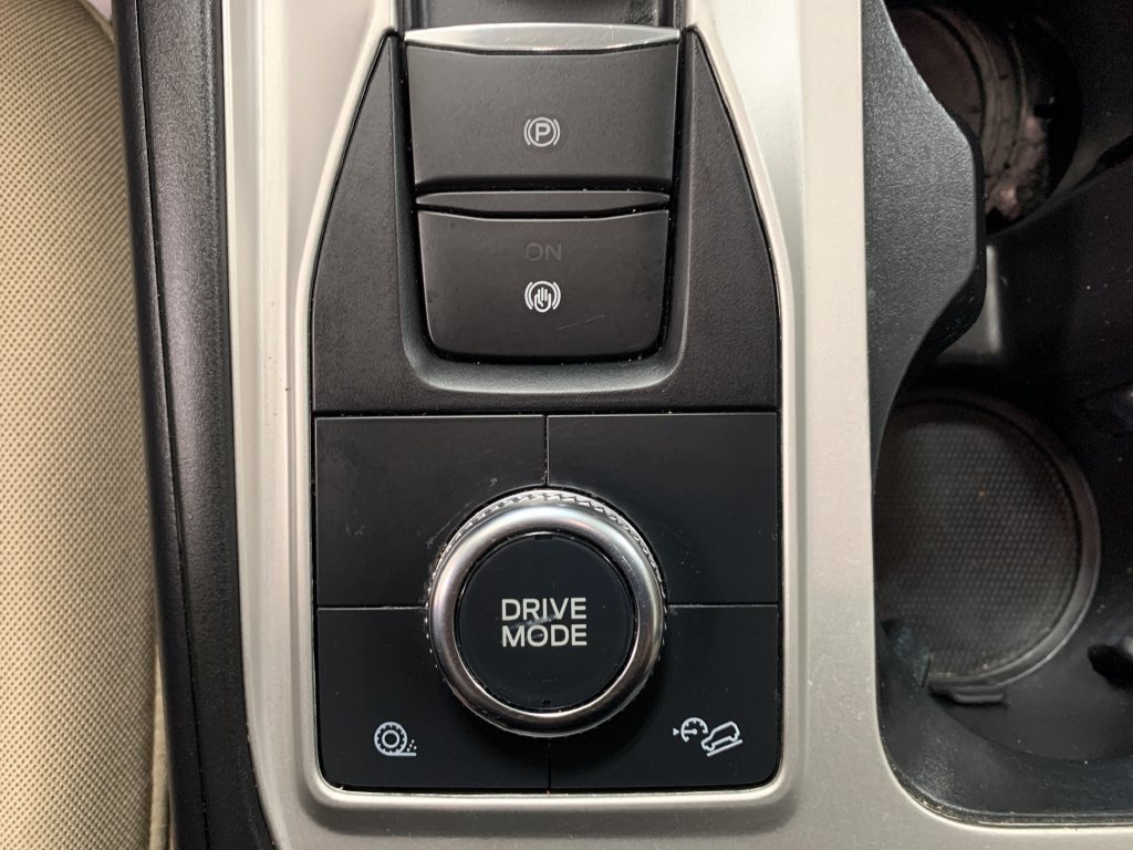 Used 2022 Ford Explorer XLT AWD/4WD image 27