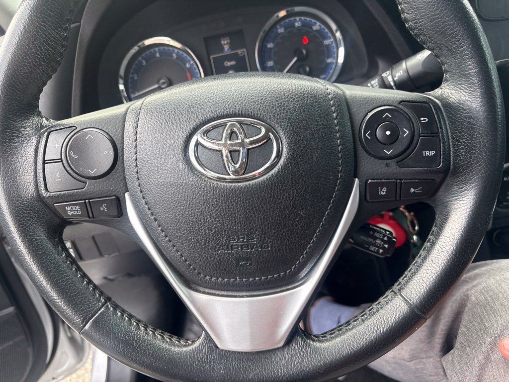 Used 2019 Toyota Corolla SE FWD image 31