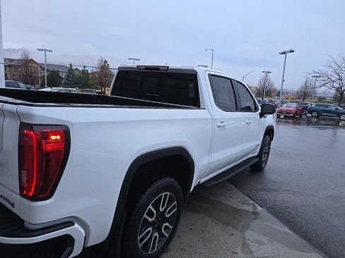 Used 2025 GMC Sierra 1500 AT4 w/ AT4 Premium Package AWD/4WD image 7