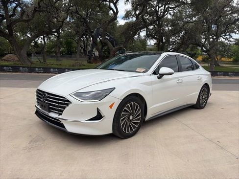 Used 2021 Hyundai Sonata Limited FWD image 1