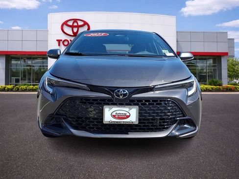 Used 2024 Toyota Corolla SE FWD image 2