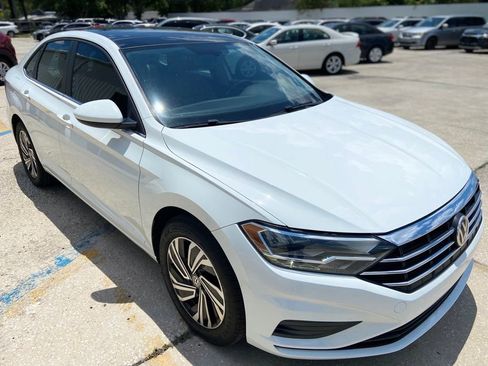 Used 2020 Volkswagen Jetta SE w/ SE Cold Weather Package FWD image 7