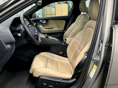 Used 2022 Polestar Polestar 2 w/ Plus Package image 7