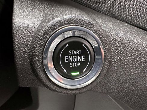 Used 2023 Chevrolet TrailBlazer ACTIV w/ Convenience Package AWD/4WD image 19