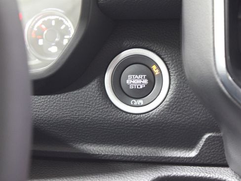 Used 2025 RAM 1500 Laramie image 23