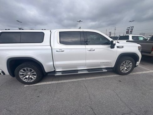 Used 2024 GMC Sierra 1500 Denali w/ Technology Package AWD/4WD image 21