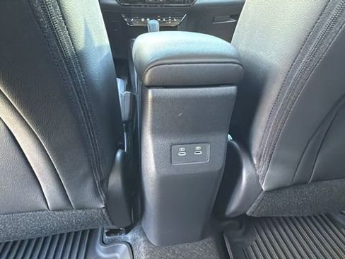 New 2026 Nissan Kicks SR w/ Cold Weather Package AWD/4WD image 25