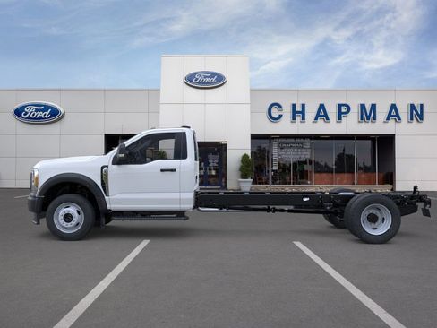 New 2026 Ford F550 4x4 Regular Cab Super Duty image 3