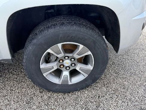 Used 2015 Chevrolet Colorado Z71 AWD/4WD image 15