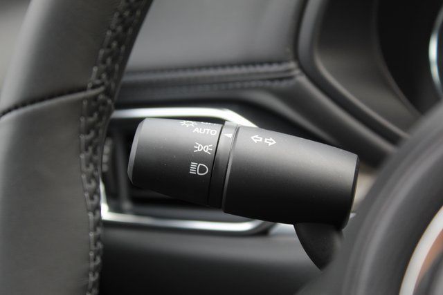 Certified 2025 MAZDA CX-5 Signature AWD/4WD image 17
