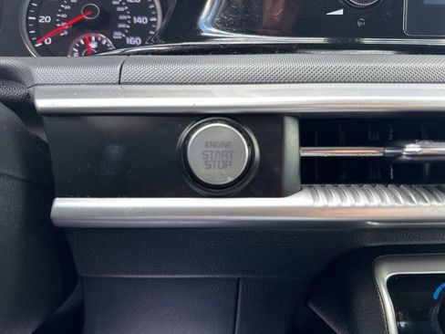 Used 2023 Kia K5 LXS image 32