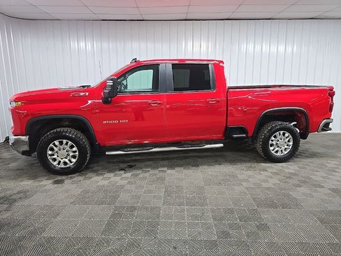 Used 2024 Chevrolet Silverado 3500 LT w/ Convenience Package image 5