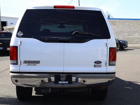 Used 2002 Ford Excursion Limited image 3