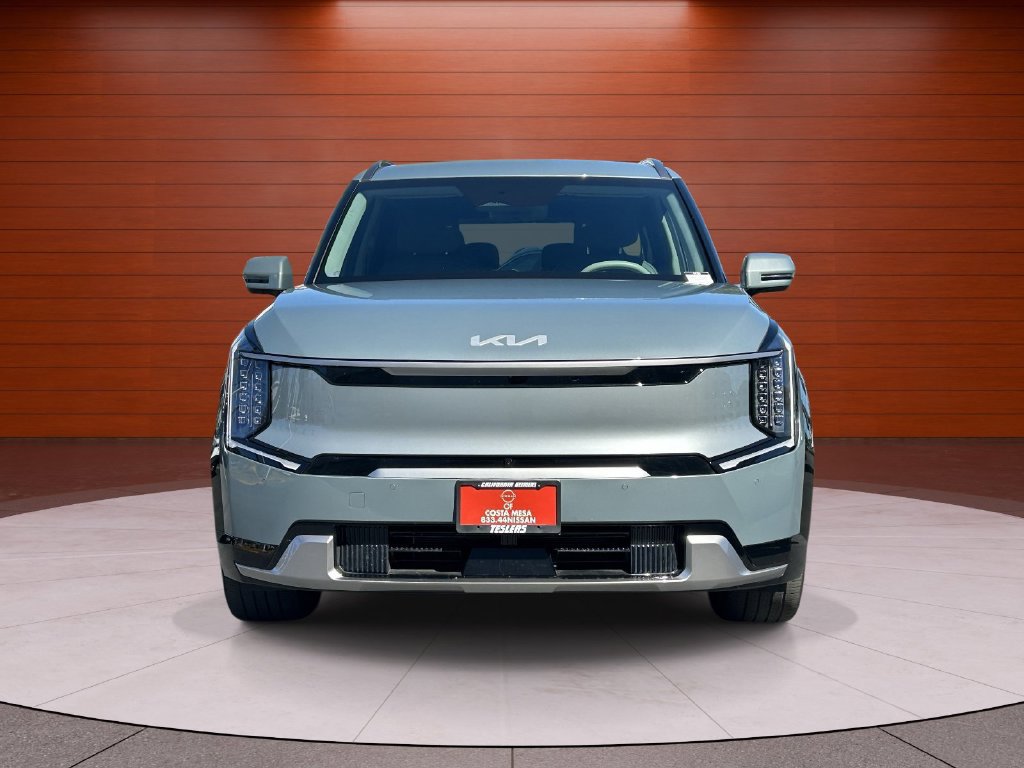 Used 2024 Kia EV9 Land AWD/4WD image 6