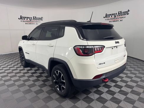 Used 2021 Jeep Compass Trailhawk AWD/4WD image 9