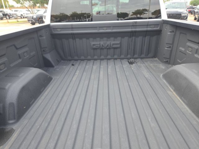 Used 2023 GMC Sierra 1500 SLT AWD/4WD image 25