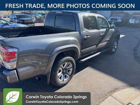 Used 2018 Toyota Tacoma Limited AWD/4WD image 5