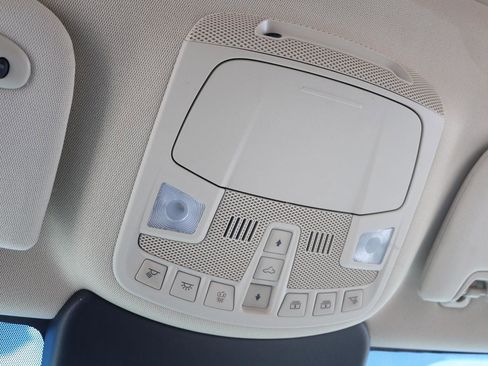 Used 2019 Lincoln Nautilus Select FWD image 47