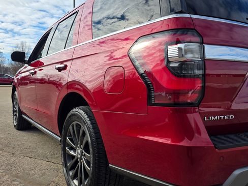 Used 2020 Ford Expedition Limited w/ Equipment Group 301A image 19