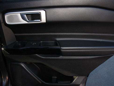 Certified 2021 Ford Explorer ST w/ Equipment Group 401A image 26