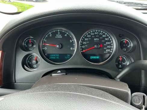 Used 2014 Chevrolet Suburban LTZ AWD/4WD image 24
